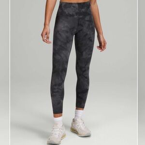 Lululemon Wunder Train High-Rise
Tight 25" Graphite Grey